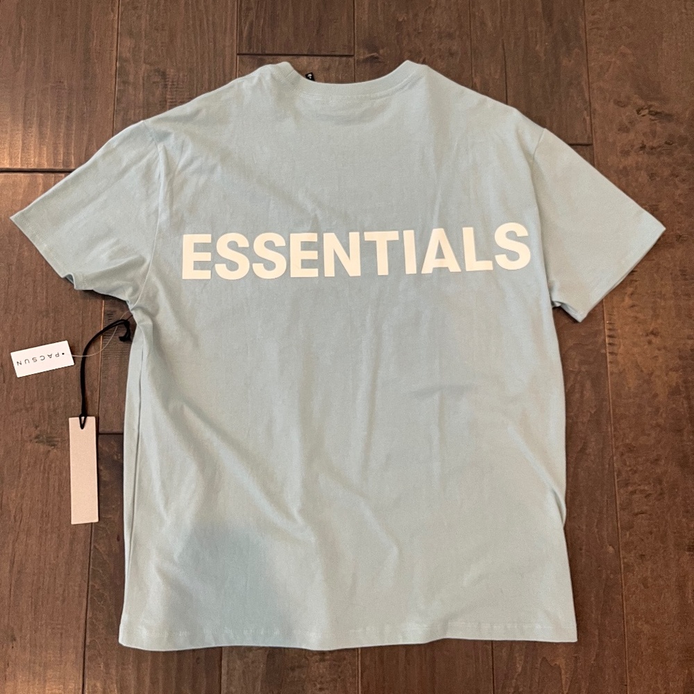Fear of God Men's Blue T-shirt Small NWT